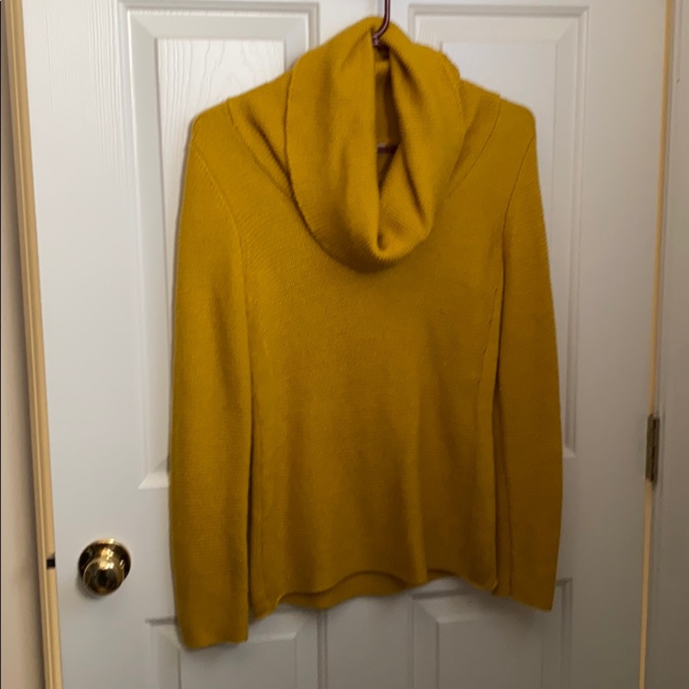 Banana Republic Sweater